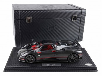 Pagani Zonda F die-cast full open BBR Models 1/18 850410021DIE Glossy Black Carbon Fiber with display case