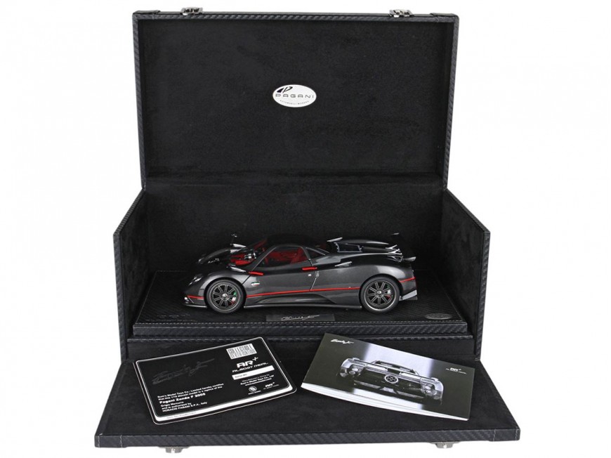 Pagani Zonda F Die-Cast BBR 1/18 850410021DIE | Exclusive Car Models