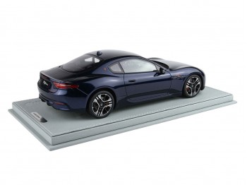 Maserati GranTurismo Folgore BBR Models 1/18 P18240B Bleu Noble Métallisé avec vitrine