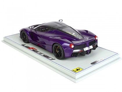 Ferrari LaFerrari BBR Models 1/18 P1867DUBAI Viola Metallizzato con vetrina 2