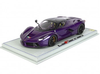 Ferrari LaFerrari BBR Models 1/18 P1867DUBAI Viola Metallizzato con vetrina