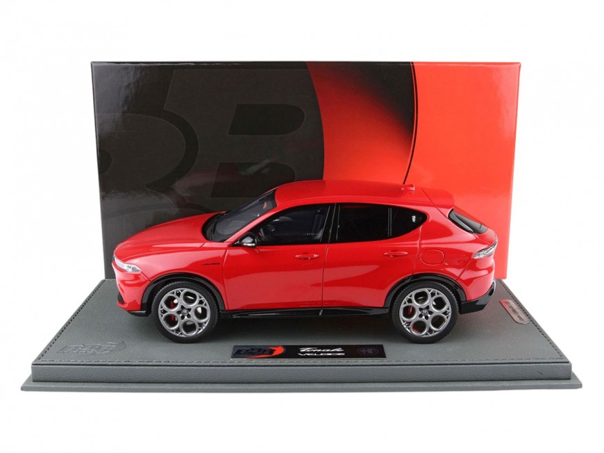 Alfa Romeo Tonale Veloce Plug-In Hybrid BBR Models 1/18 BBRC1856A Rouge Alfa avec vitrine