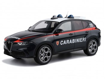 Alfa Romeo Tonale Configuration Carabiniers BBR Models 1/18 BBRC1856CAR avec vitrine