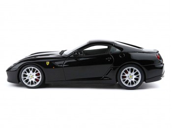 Ferrari 599 GTB Fiorano Boîte de Vitesses Manuelle BBR Models 1/18 BBR1872D Noir DS avec vitrine