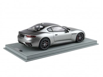 Maserati GranTurismo Trofeo BBR Models 1/18 P18227B Gris Maratea Mat avec vitrine