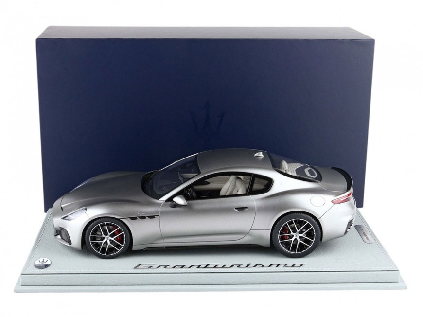 Maserati GranTurismo Trofeo BBR Models 1/18 P18227B Gris Maratea Mat avec vitrine