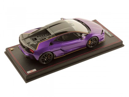 Lamborghini Temerario Alleggerita Package MR Collection 1/18 LAMBO062F Pasiphae Pourpre avec vitrine 2