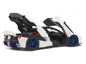 Ferrari LaFerrari die-cast BBR Models 1/18 BBR182238DIE Blanc Birdcage avec vitrine
