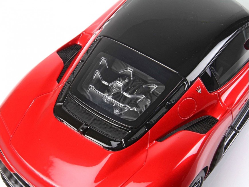 Maserati MC20 BBR Models 1/18...