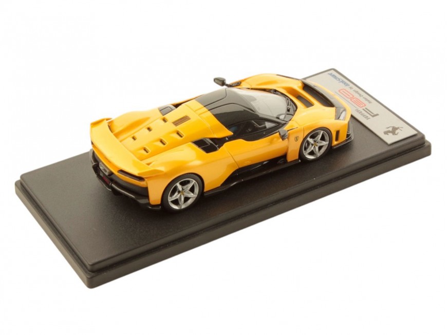 Ferrari F80 Looksmart 1/43 LS559B Jaune Trois Couches