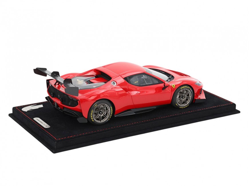 Ferrari 296 Challenge BBR Models 1/18 P18242A Rouge de Course 322 avec vitrine