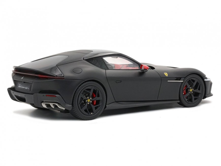 Ferrari 12Cilindri BBR Models 1/18 P18254E Noir Mat toit panoramique avec vitrine