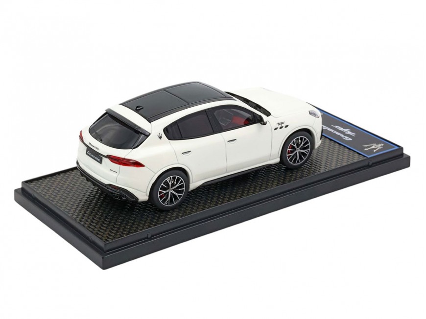 Maserati Grecale Trofeo BBR Models 1/43 BBRC288B Blanc Astro