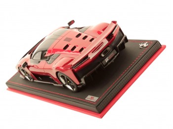 Ferrari F80 MR Collection 1/18 FE045A Rouge Supercar avec vitrine