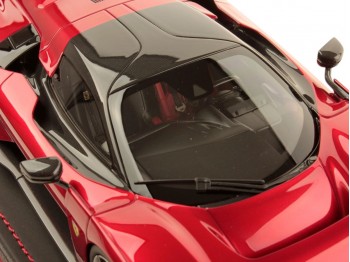 Ferrari F80 MR Collection 1/18 FE045A Rouge Supercar avec vitrine