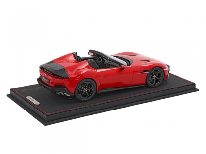 Ferrari 12Cilindri Spider BBR Models 1/18 P18251F Rouge Corsa 322 avec vitrine 2