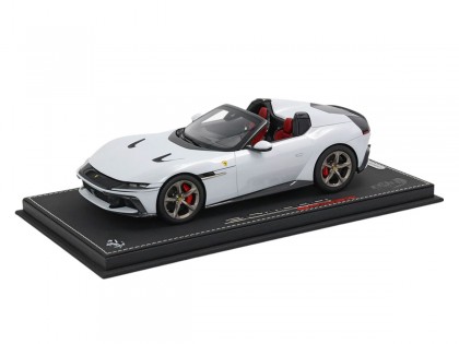 Ferrari 12Cilindri Spider BBR Models 1/18 P18251B Bianco Artico con vetrina