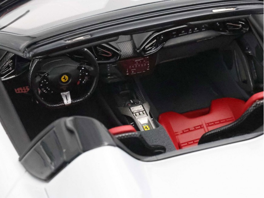 Ferrari 12Cilindri Spider BBR Models 1/18 P18251B Arctic White with display case