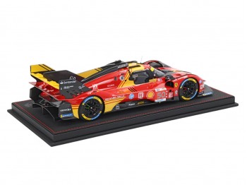 Ferrari 499P Winner Le Mans 2024 Car n.50 BBR Models 1/18 P18252A avec vitrine