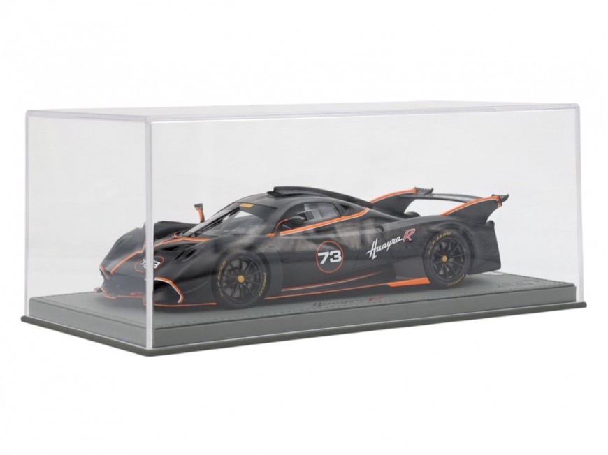 Pagani Huayra R BBR Models 1/18 P18218D Noir Mat et Fibre de Carbone avec vitrine