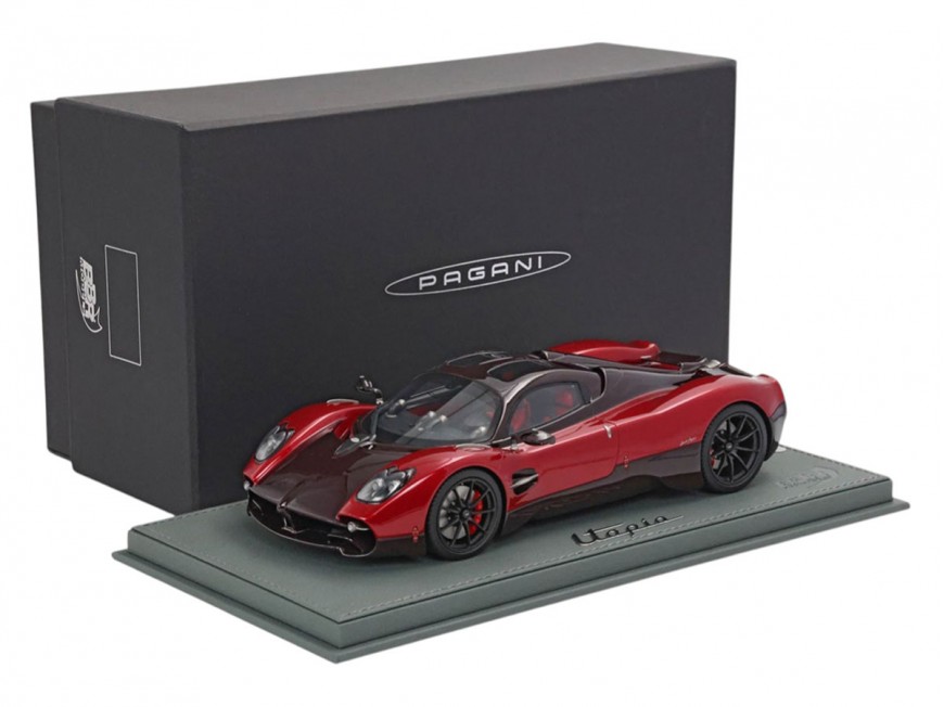 Pagani Utopia BBR Models 1/18 P18223I Dubai Red with display case
