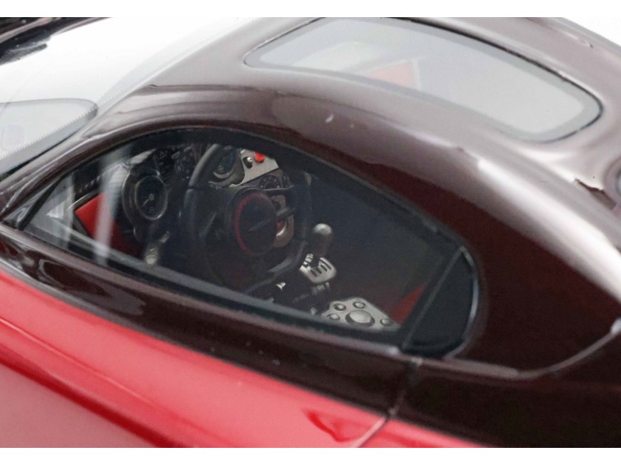 Pagani Utopia BBR Models 1/18 P18223I Dubai Red with display case