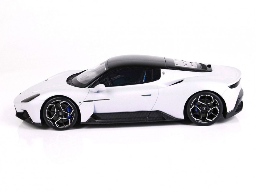 Maserati MC20 BBR Models 1/18 P18191A Bianco Audace con vetrina