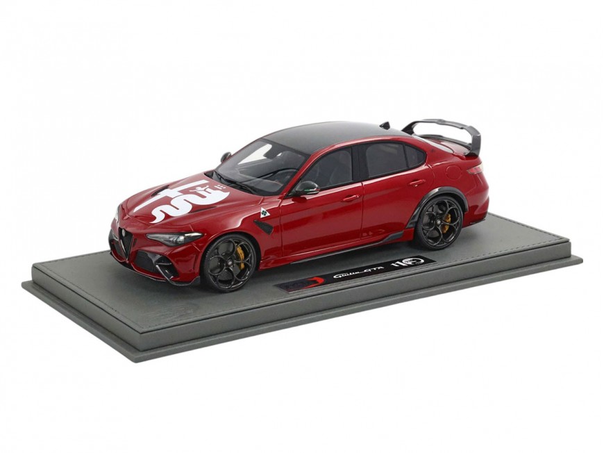 Alfa Romeo Giulia GTA BBR Models 1/18 BBRC1851RCAR-25 Compétition Rouge avec vitrine