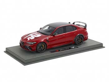 Alfa Romeo Giulia GTA BBR Models 1/18 BBRC1851RCAR-25 Compétition Rouge avec vitrine