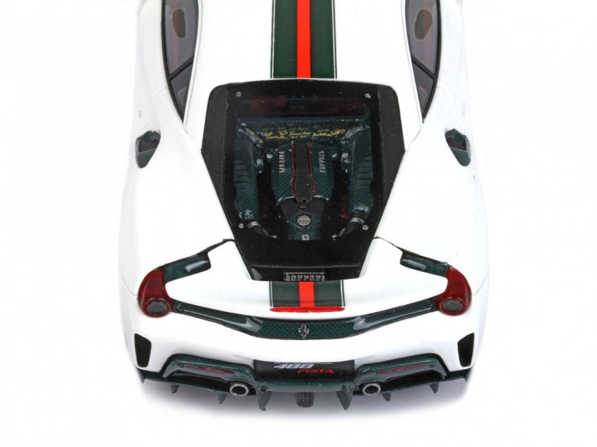 Ferrari 488 Pista BBR Models 1/43 BBRC202CFG Metallic Italia White