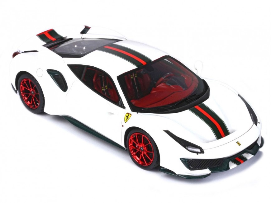 Ferrari 488 Pista BBR Models 1/43 BBRC202CFG Metallic Italia White