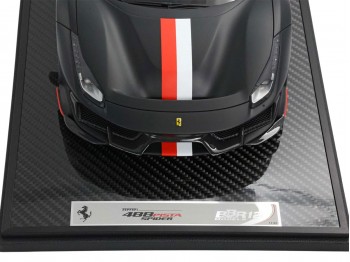 Ferrari 488 Pista Spider Charles Leclerc BBR Models 1/12 BBR1225CL Noir Mat avec vitrine
