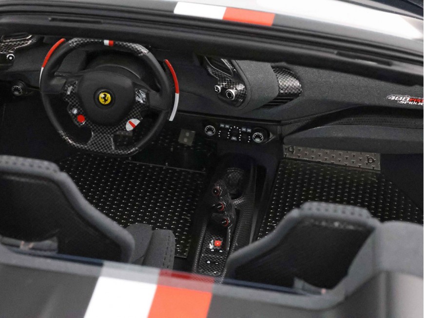 Ferrari 488 Pista Spider Charles Leclerc BBR Models 1/12 BBR1225CL Noir Mat avec vitrine