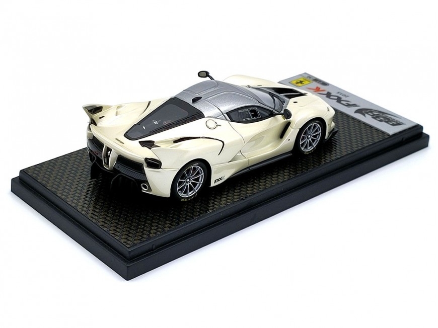 Ferrari FXX K 2015 BBRC164FWS Bianco Fuji Metallizzato