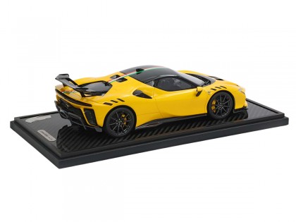 Ferrari SF90 XX Stradale BBR Models 1/18 P18237SST Giallo Modena con vetrina 2