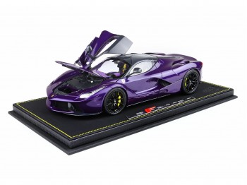 Ferrari LaFerrari die-cast BBR Models 1/18 BBR182237DIE Dubai Violet Tailor Made with display case