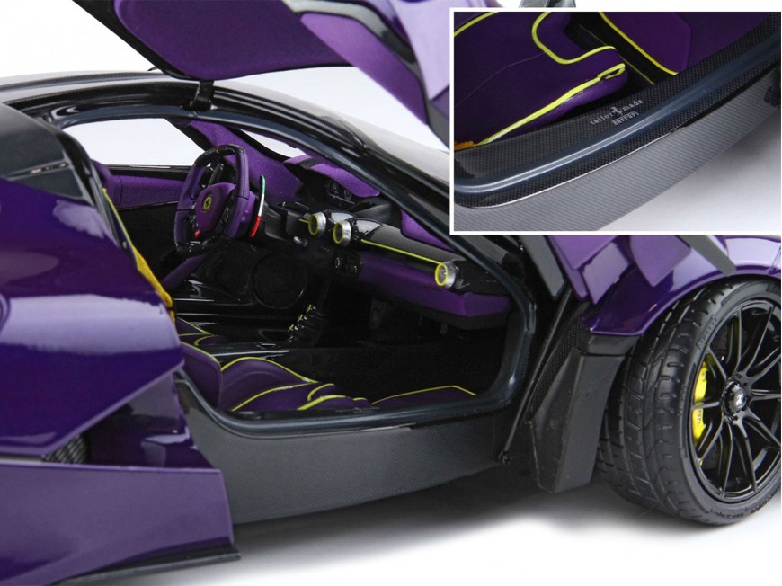 Ferrari LaFerrari die-cast BBR Models 1/18 BBR182237DIE Dubai Violet Tailor Made avec vitrine