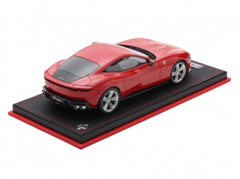 Ferrari Amalfi MR Collection 1/18 FE046E Rouge Corsa avec vitrine