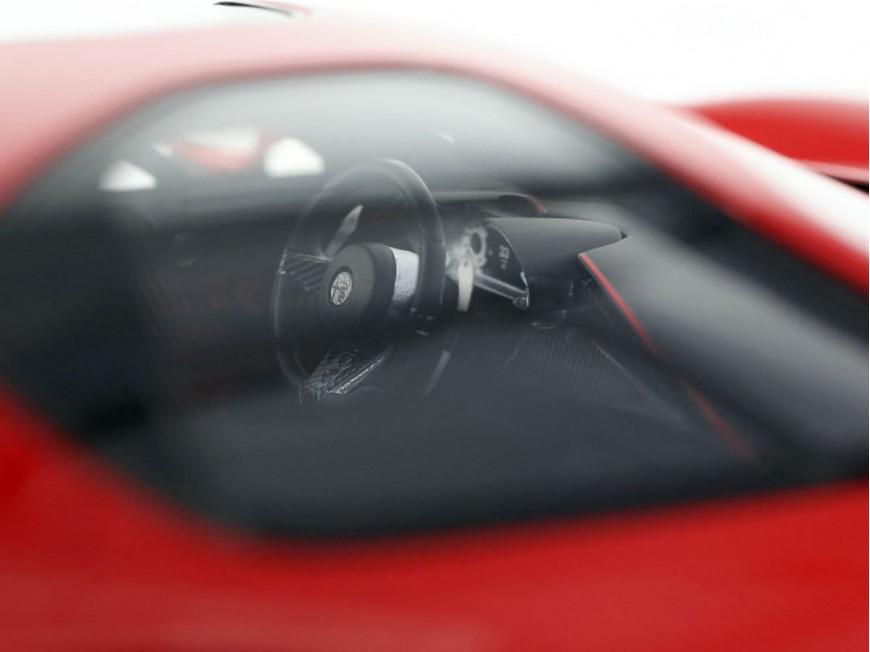 Alfa Romeo 33 Stradale BBR Models 1/18 P18264B Rouge Alfa avec vitrine