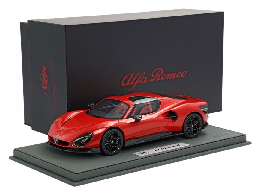 Alfa Romeo 33 Stradale BBR Models 1/18 P18264C Orange avec vitrine