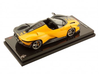 Ferrari Daytona SP3 Spider Tailor Made 599+1 MR Collection 1/18 FE036SE6 Modena Yellow and Carbon Fiber with display case
