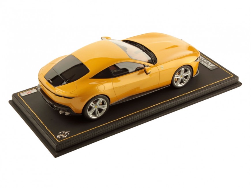 Ferrari Amalfi MR Collection 1/18 FE046C Monte-Carlo Jaune avec vitrine