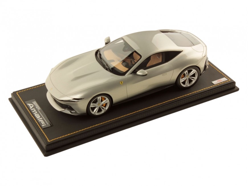 Ferrari Amalfi MR Collection 1/18 FE046SE Gris Abu Dhabi avec vitrine