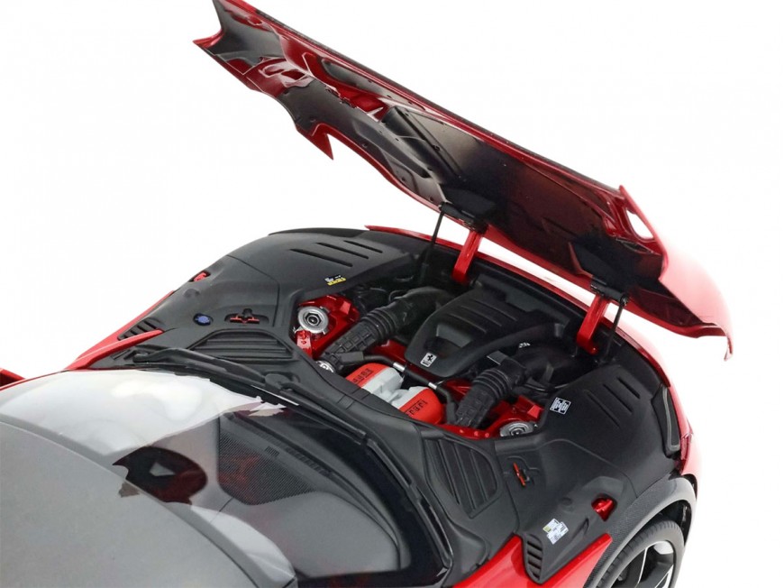 Ferrari Purosangue die-cast full open BBR Models 1/18 HE180052BDIE Magma Red with display case