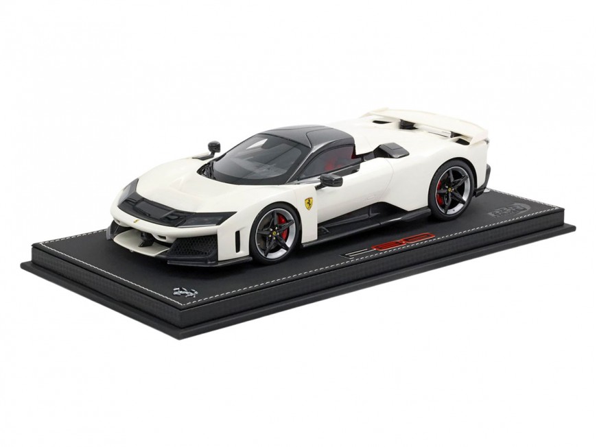 Ferrari F80 BBR Models 1/18 P18253C Italia White with display case