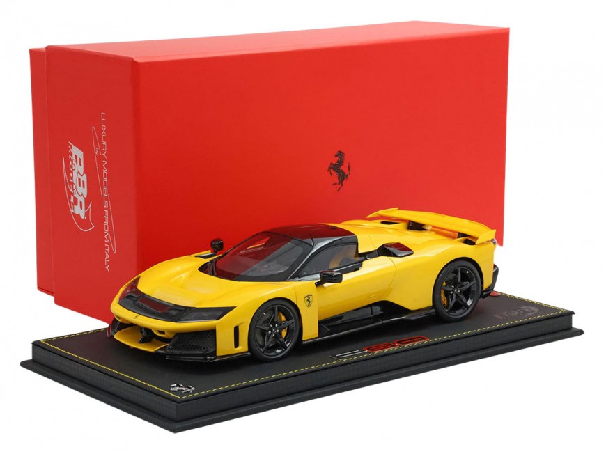 Ferrari F80 BBR Models 1/18 P18253B1 Jaune Trois Couches avec vitrine