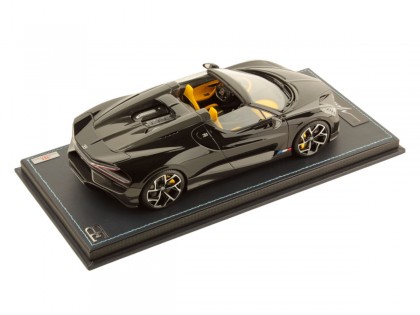 Bugatti Mistral MR Collection 1/18 BUG015A Black with display case 2