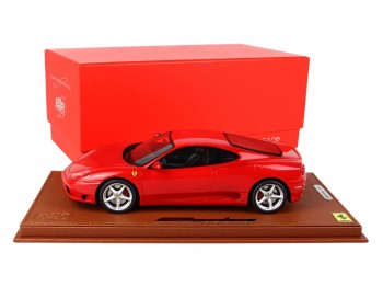 Ferrari 360 Modena BBR Models 1/18 P18172A1 Rouge Corsa avec vitrine