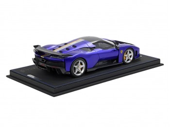 Ferrari F80 BBR Models 1/18 P18253D Electric Blue with display case