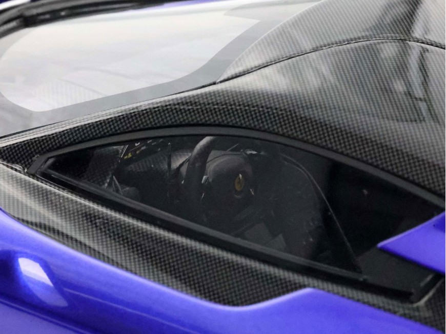 Ferrari F80 BBR Models 1/18 P18253D Electric Blue with display case